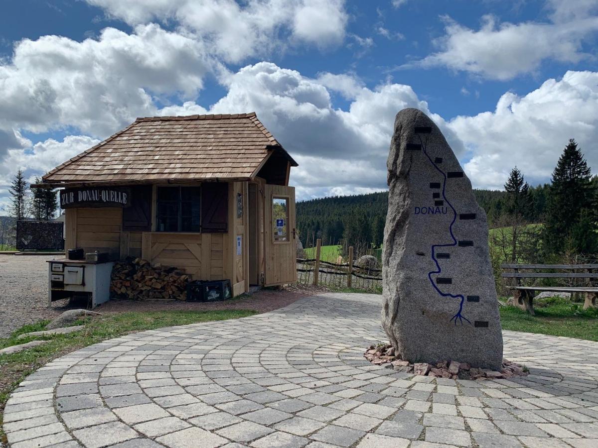Hoehengasthaus Kolmenhof An Der Donauquelle فورتفاغن المظهر الخارجي الصورة